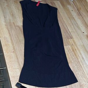 SPANX Elegant Black V-Neck Top